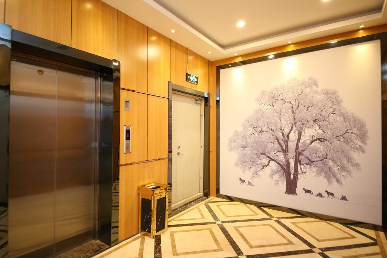 Chonpines Hotel Changchun Exterior foto